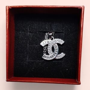 💎*LUXURY* c's silver Necklace💎